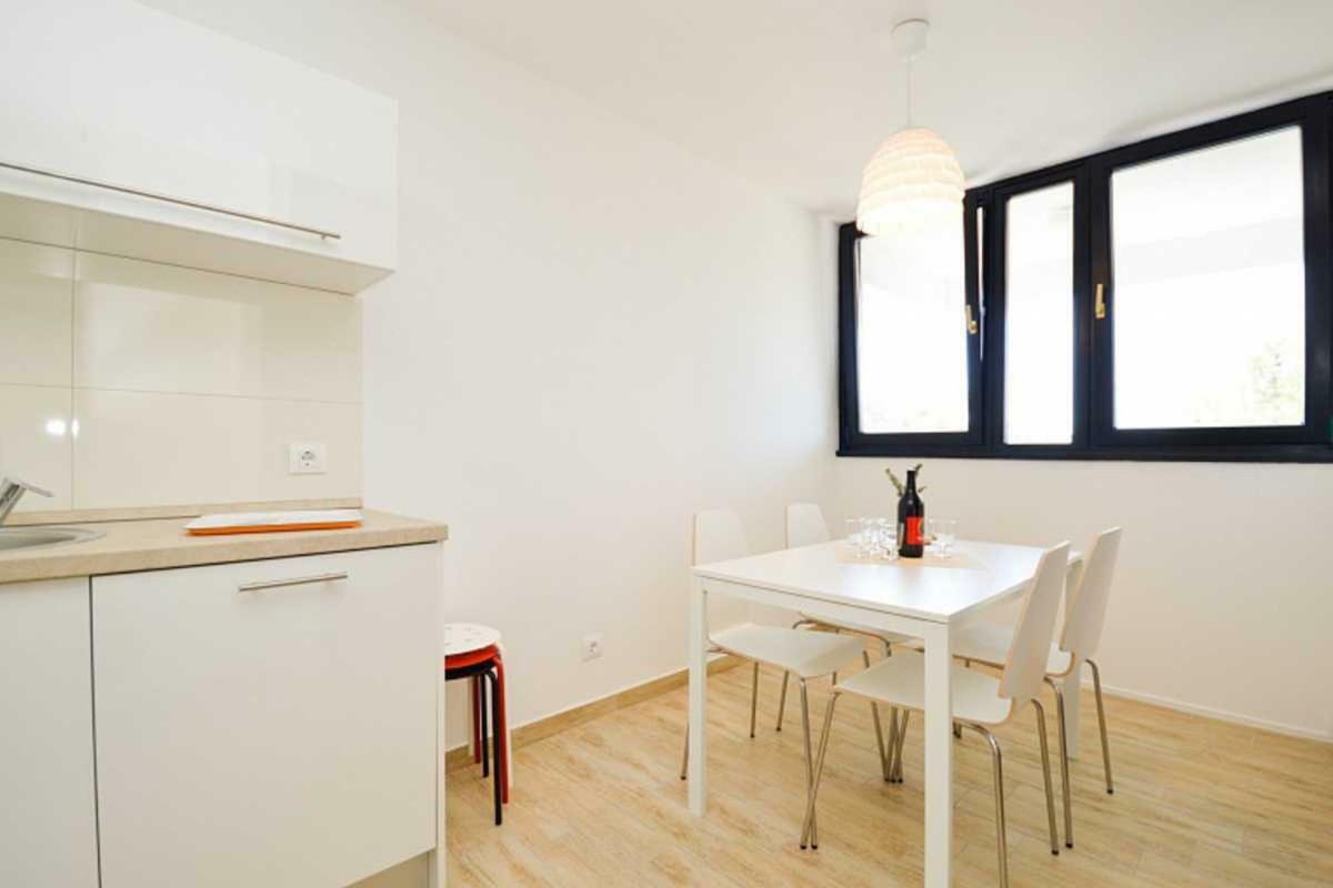 Leut Apartment, 3Min Beach, 15Min Center Pula Exteriér fotografie