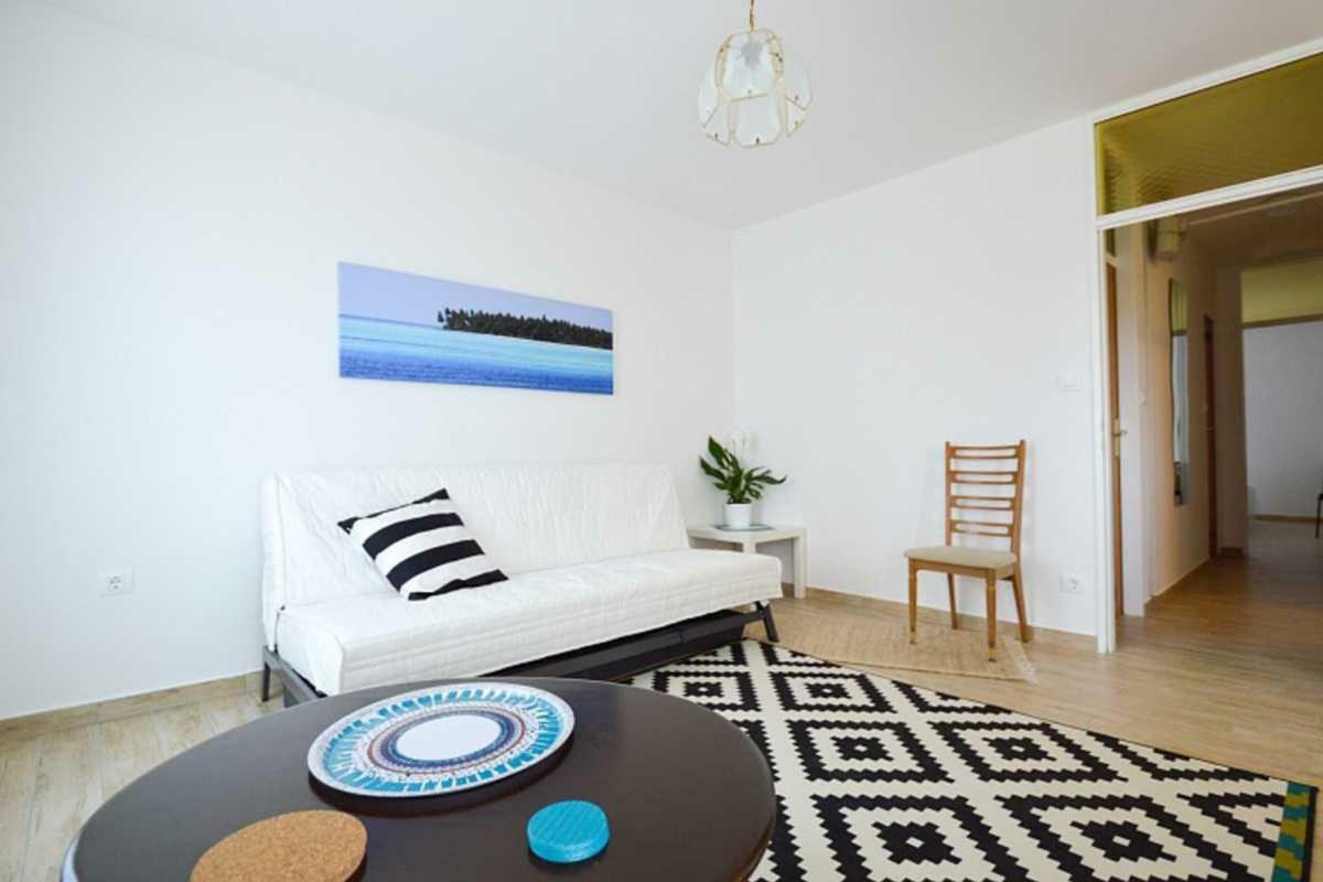 Leut Apartment, 3Min Beach, 15Min Center Pula Exteriér fotografie