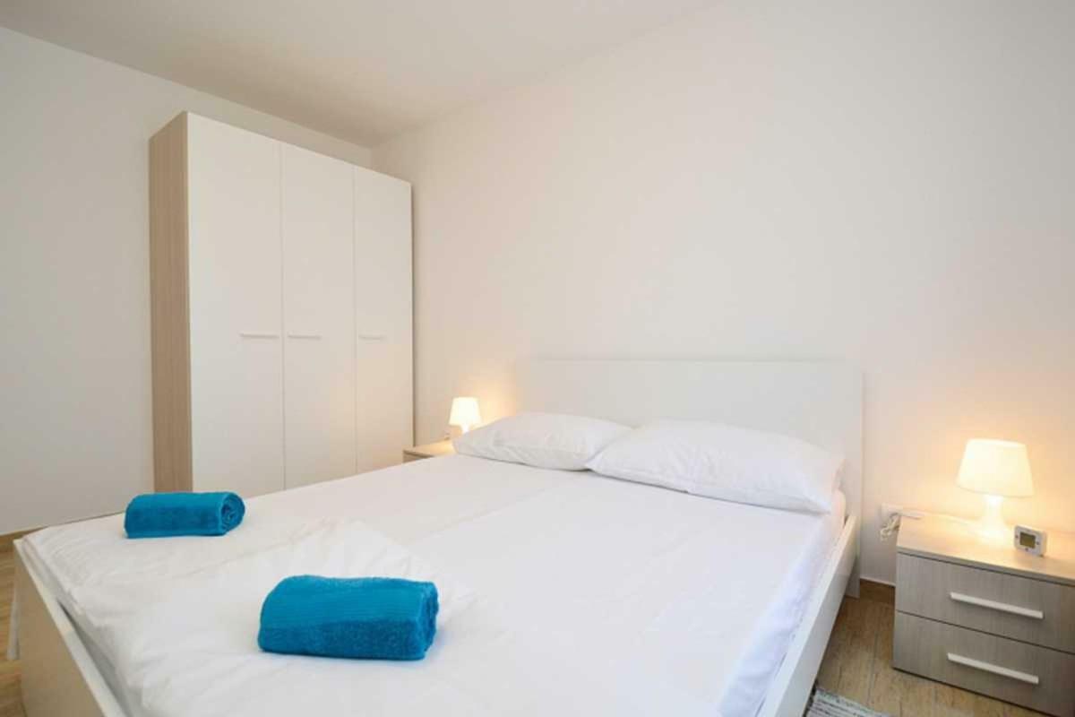 Leut Apartment, 3Min Beach, 15Min Center Pula Exteriér fotografie